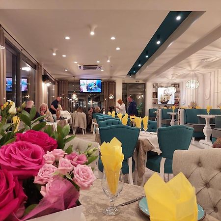 Rose Gardens Apart Hotel Pomorie Exterior photo