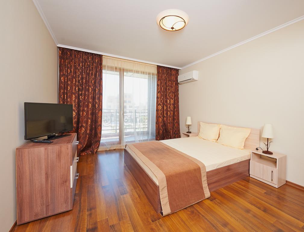 Rose Gardens Apart Hotel Pomorie Room photo