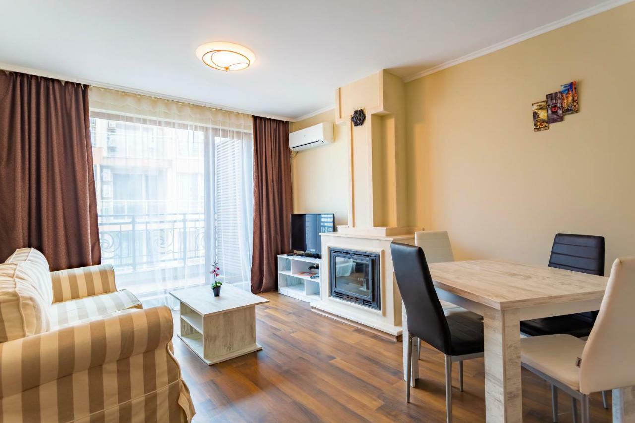 Rose Gardens Apart Hotel Pomorie Exterior photo