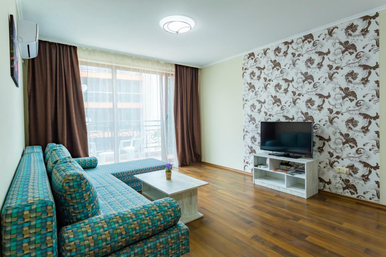 Rose Gardens Apart Hotel Pomorie Exterior photo